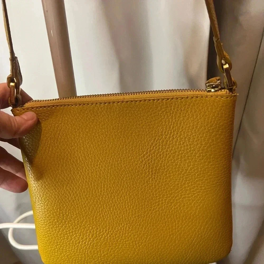 Lauren Ralph Lauren Mustard Pebbled Leather Crossbody Gold Hardware - Picture 10 of 12